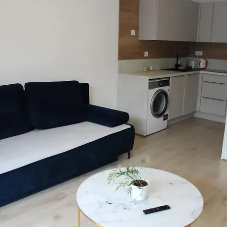 Elisabeth Blue With Parking *