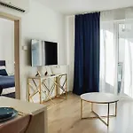 Апартаменты Elisabeth Blue With Parking *